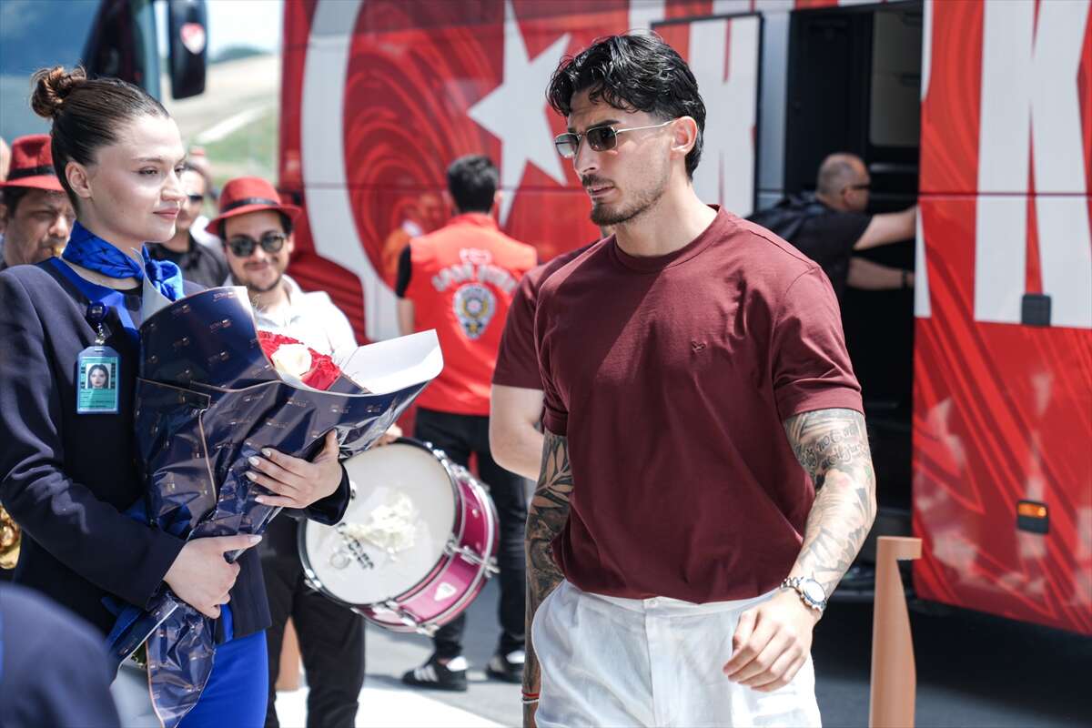 A Milli Takım’ın Dünya Kupası için ABD yolculuğu başladı 7